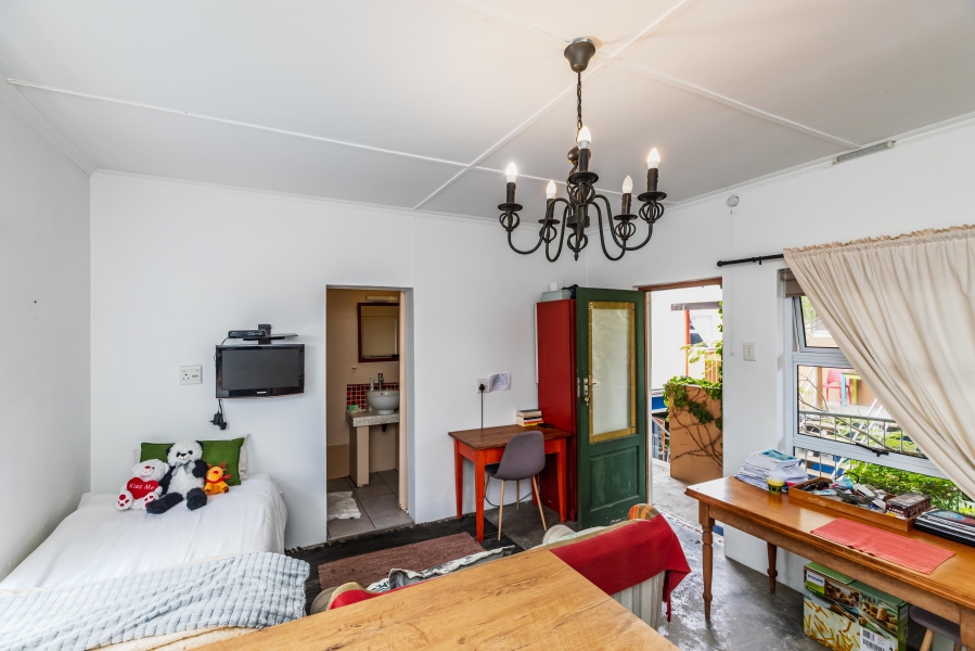 9 Bedroom Property for Sale in Nahoon Eastern Cape